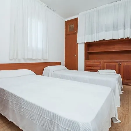 Bells Llevant Hotel 2*